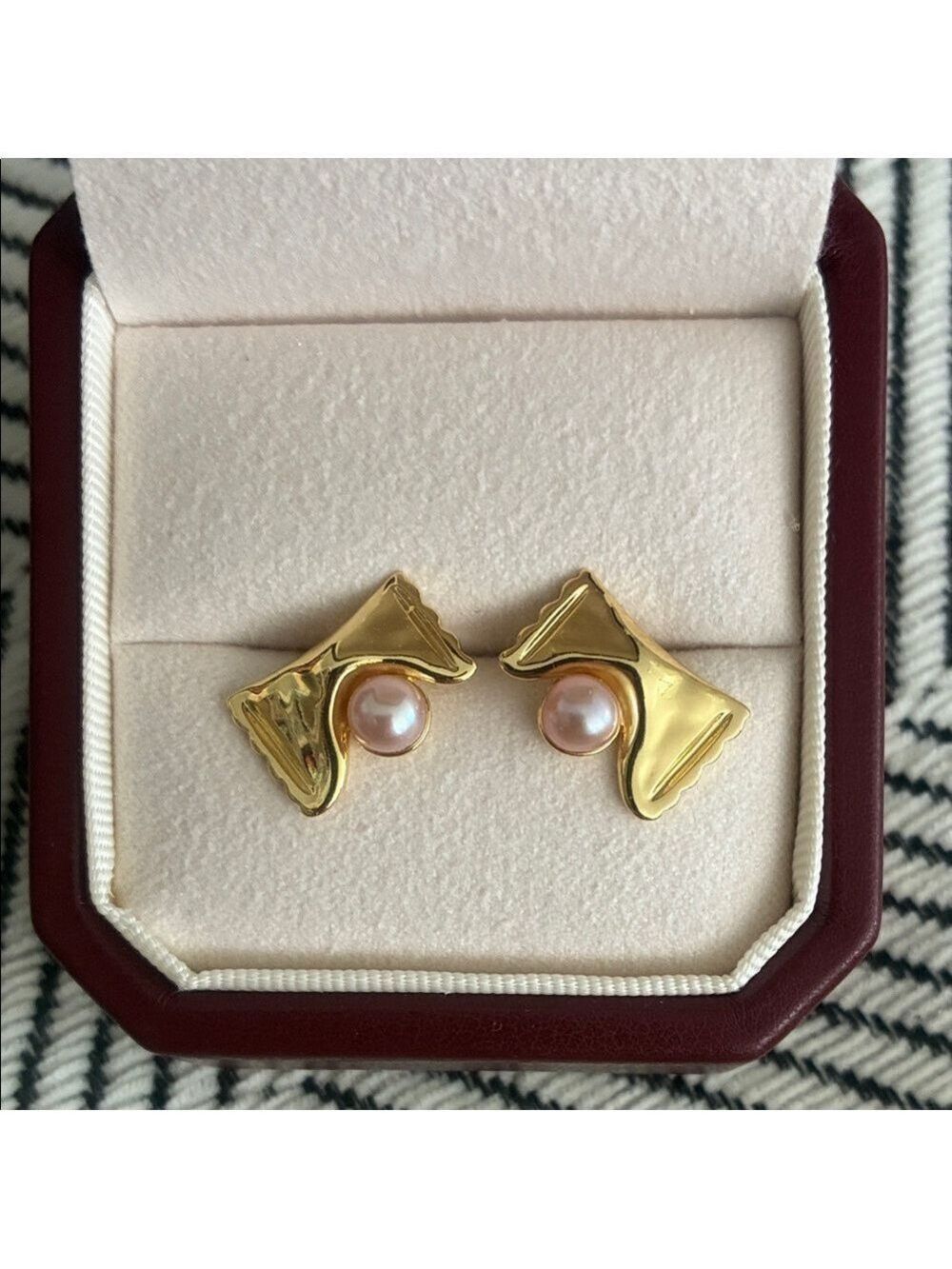 Candy Earrings/Elegant Gold and Pearl Earrings